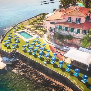 Hotel Domizia